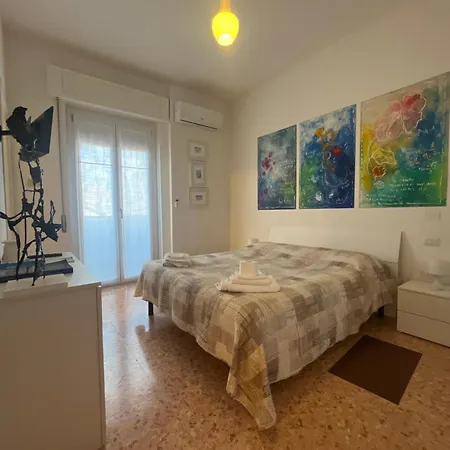Primavera Apartment *